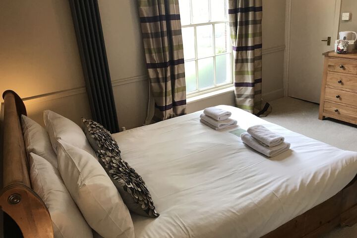 Room 33 of 61
