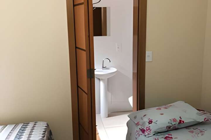 Room 13 of 50