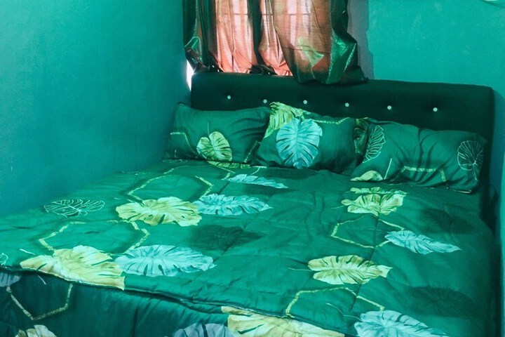 Room 5 of 15