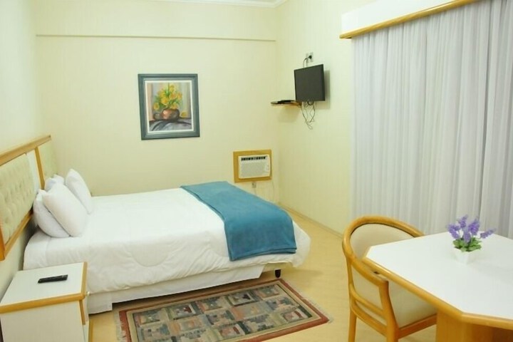 Room 7 of 60