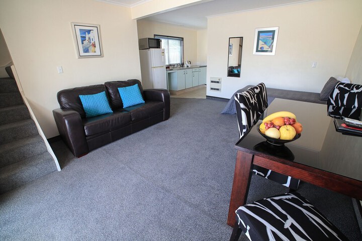 Room 5 of 120