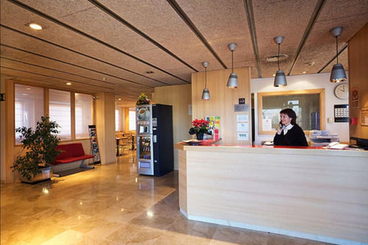 Guest Lobby