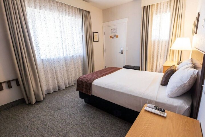 Room 7 of 43