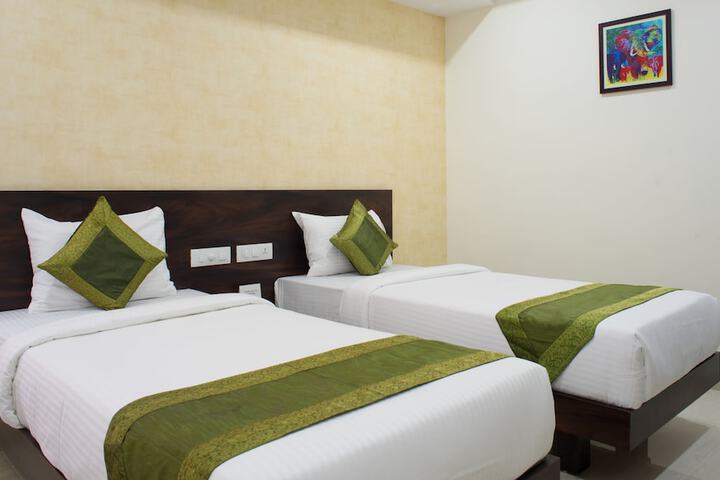 Room 7 of 31