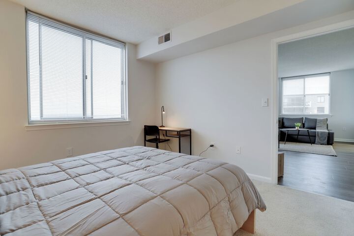 Room 158 of 195