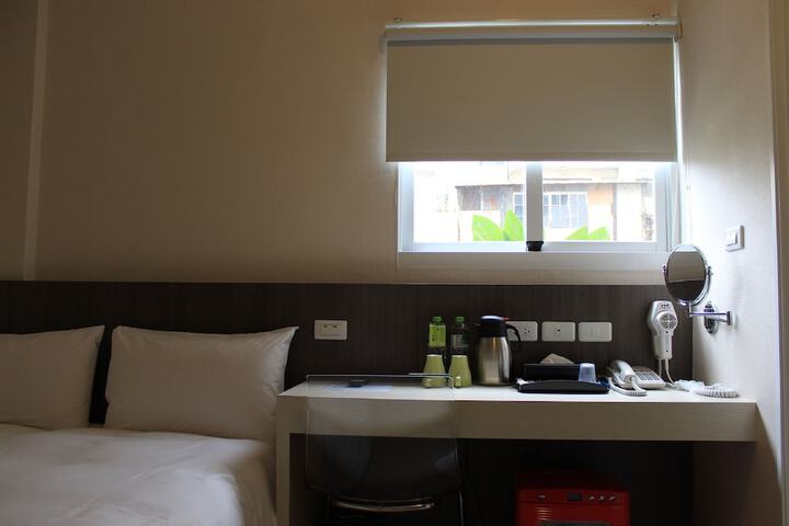 Room 29 of 48