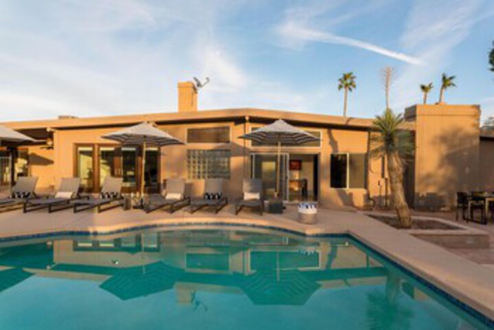Pool 23 of 42