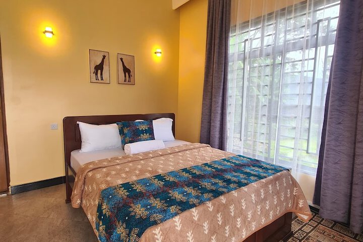 Room 10 of 38