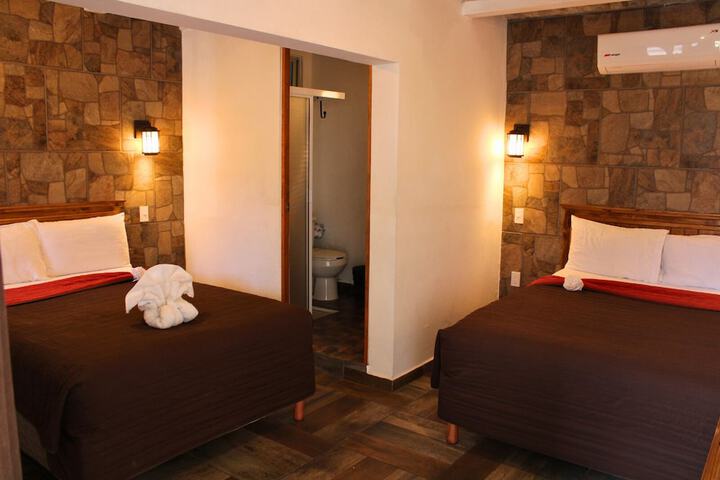 Room 10 of 26