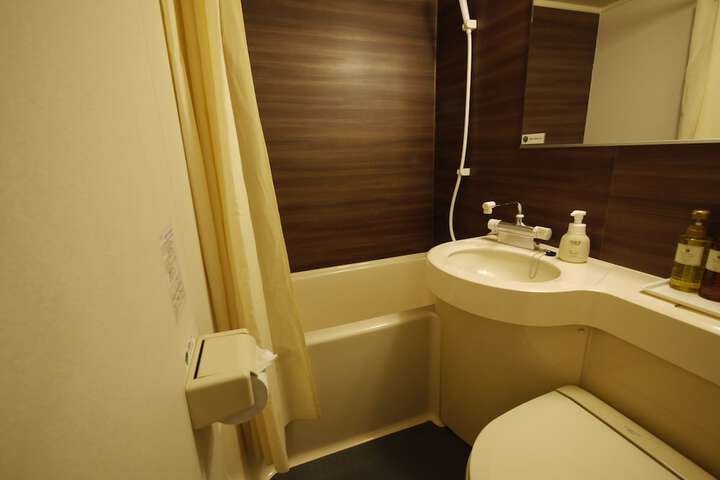Clean Restrooms