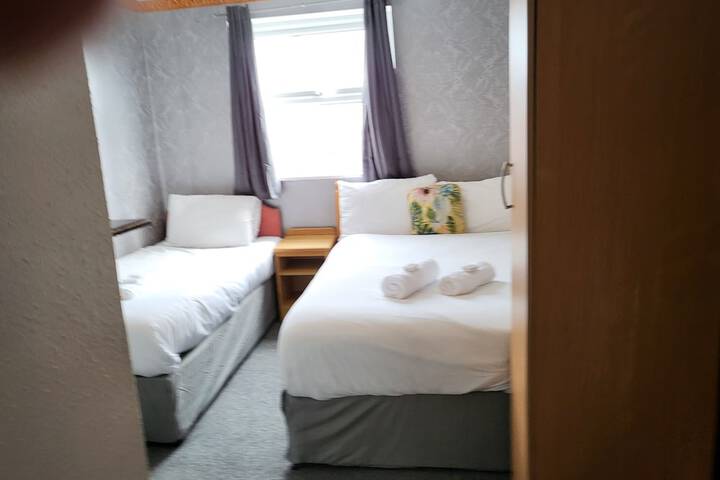 Room 74 of 109