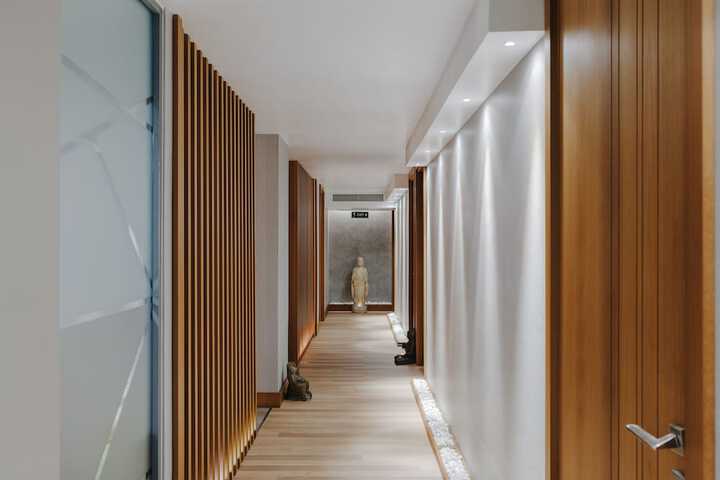 Hotel Interior 58 of 133
