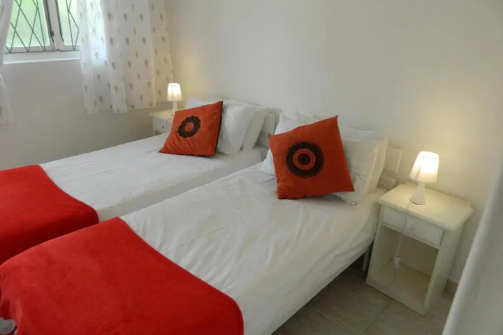 Room 3 of 20