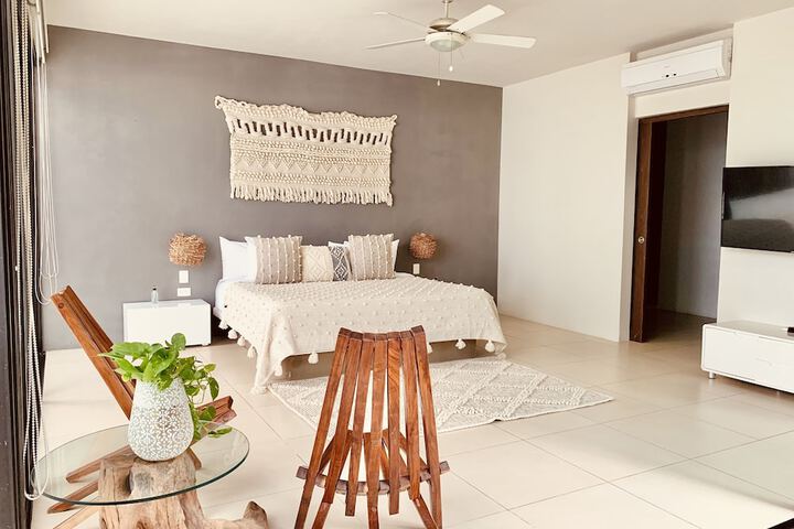 Room 20 of 161