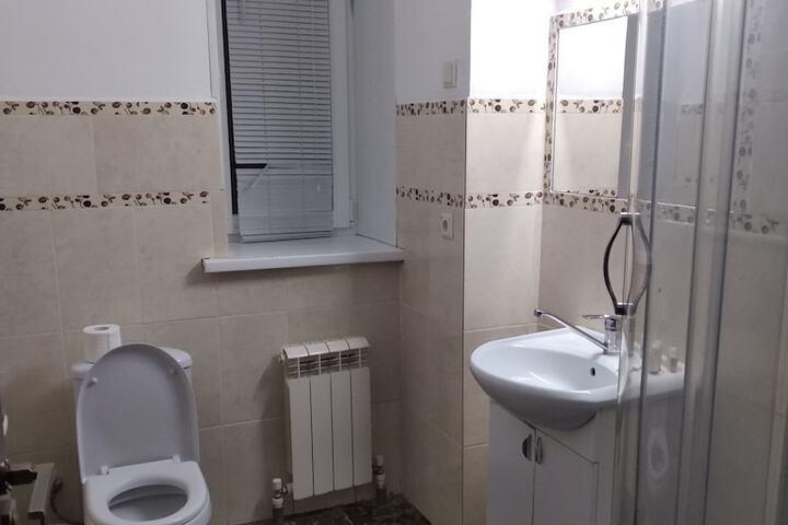 Room 5 of 7
