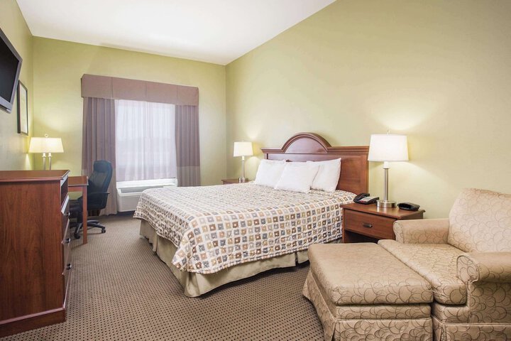 Room 3 of 12