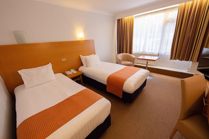 Room 14 of 45