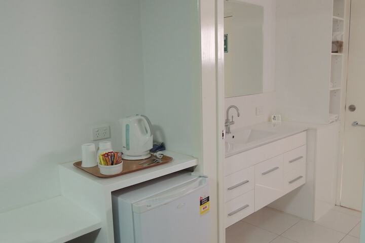 Room 12 of 29