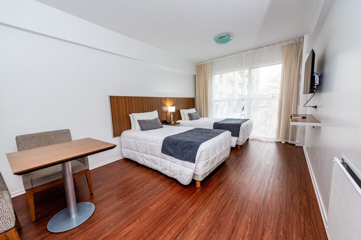 Room 13 of 75