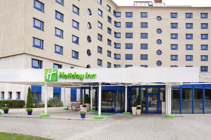 Hotel 69 of 84