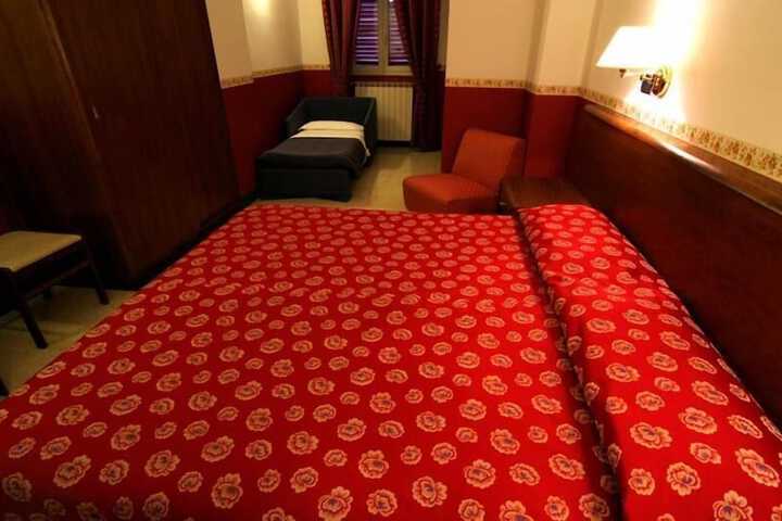 Room 21 of 59