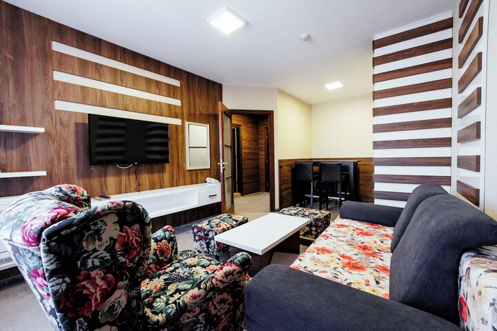 Room 29 of 132