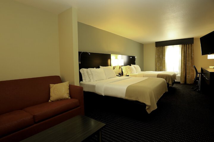 Room 4 of 26