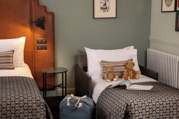 Room 40 of 167