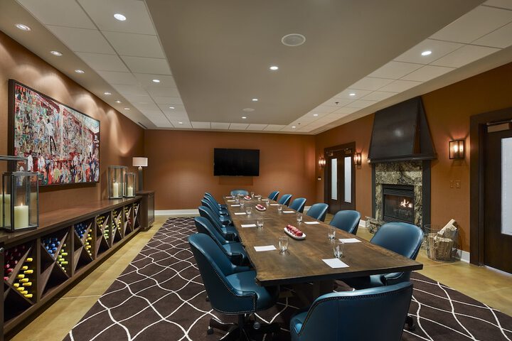 Meeting facility