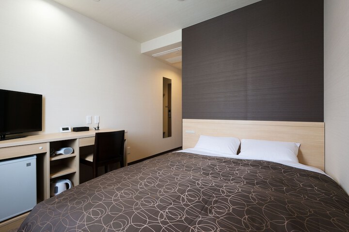 Room 14 of 31
