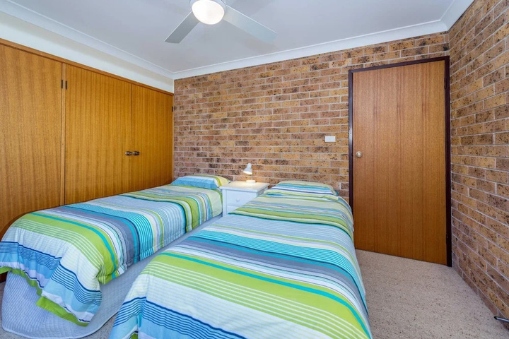 Room 2 of 15
