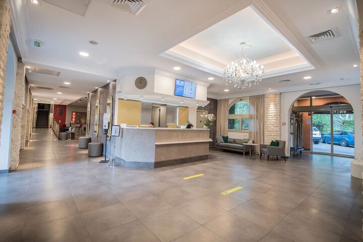 Lobby Photo