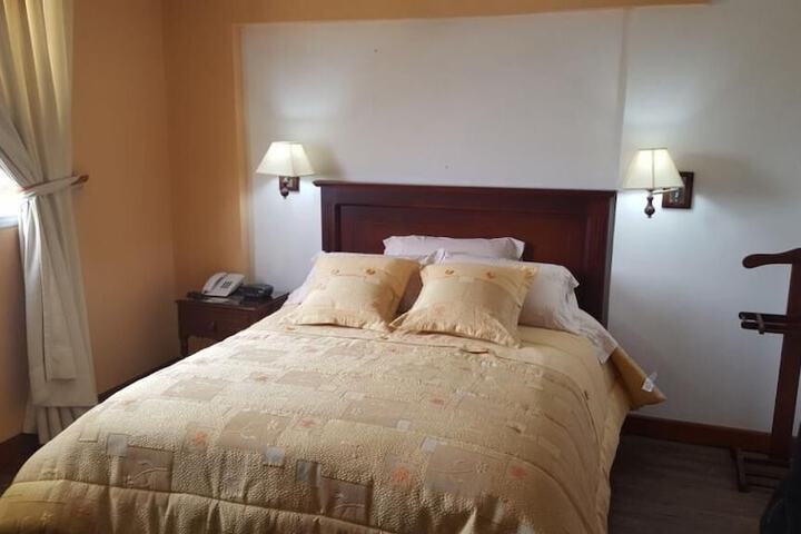 Room 10 of 22