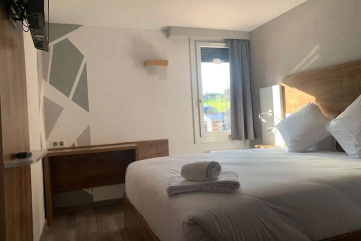 Room 19 of 49