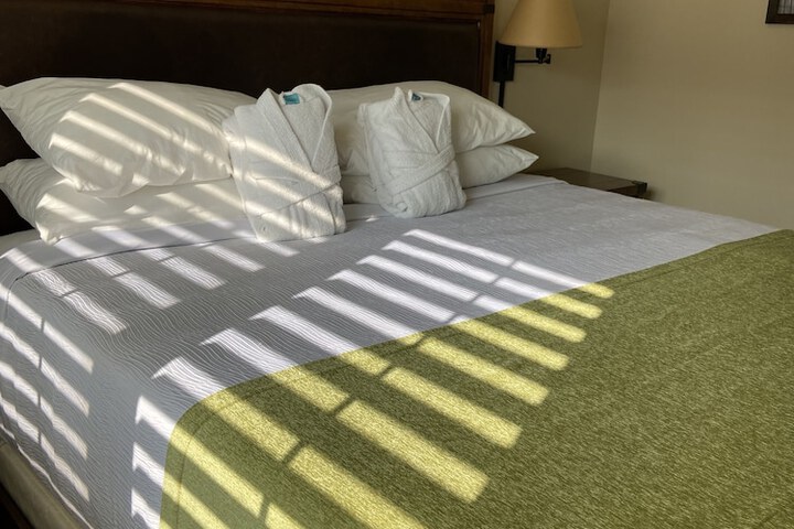 Room 17 of 60