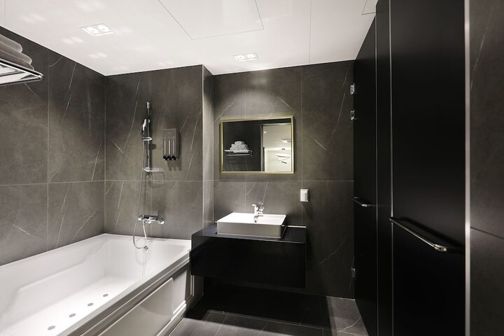 Room 54 of 74