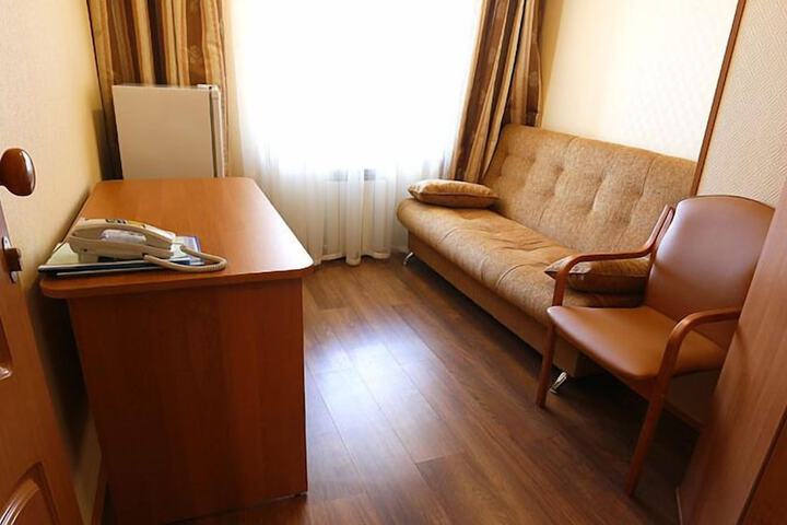 Room 19 of 35