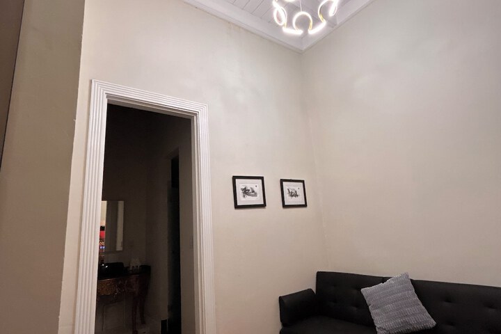 Room 14 of 36