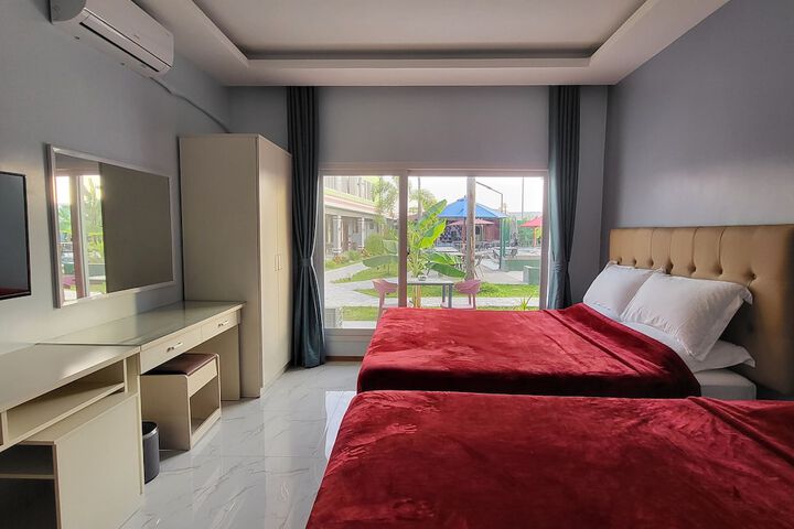Room 16 of 116
