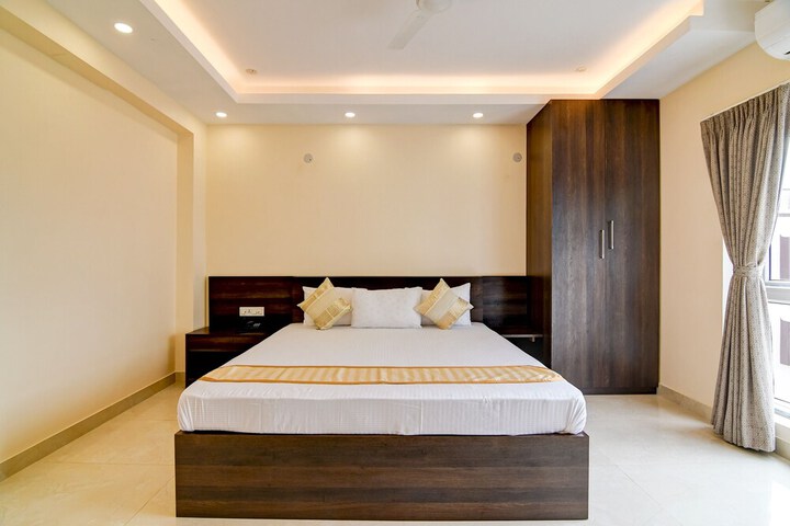 Room 18 of 27