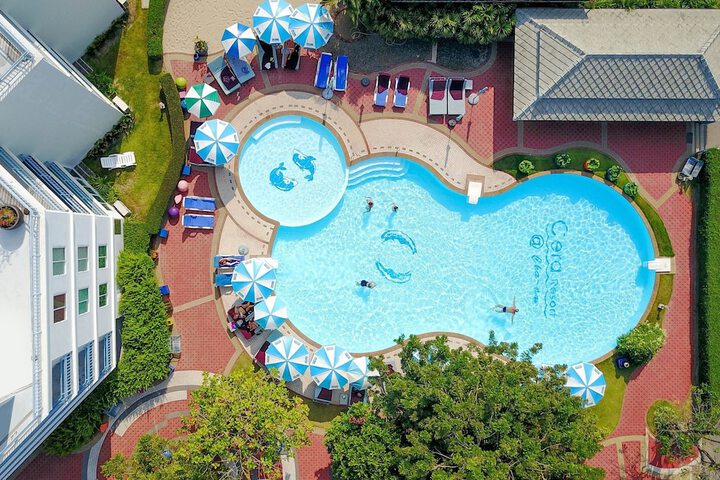Pool 74 of 104