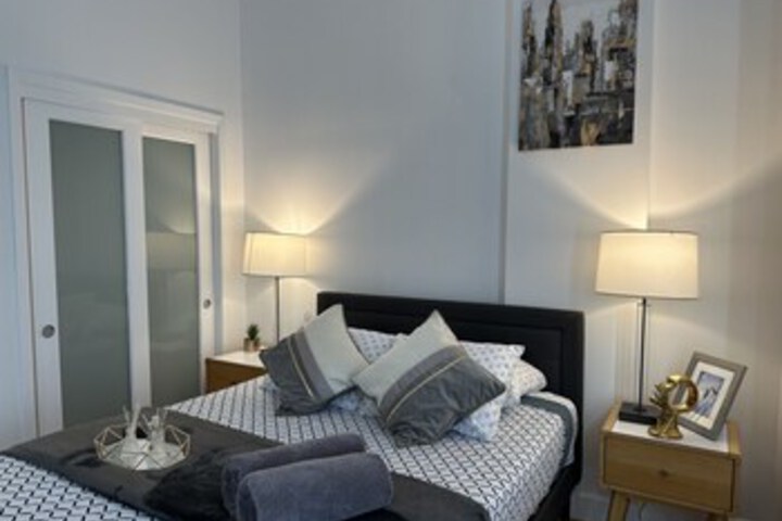 Room 106 of 516