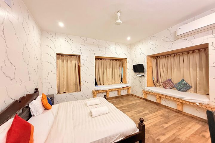 Room 18 of 54