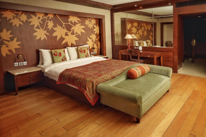 Room 26 of 140
