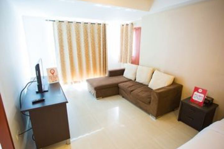 Room 53 of 61