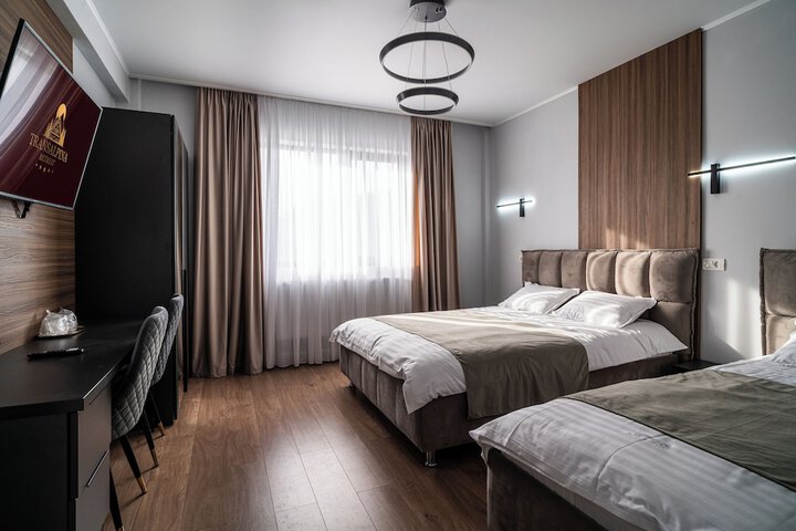 Room 7 of 22