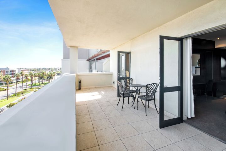 Terrace/Patio 64 of 102