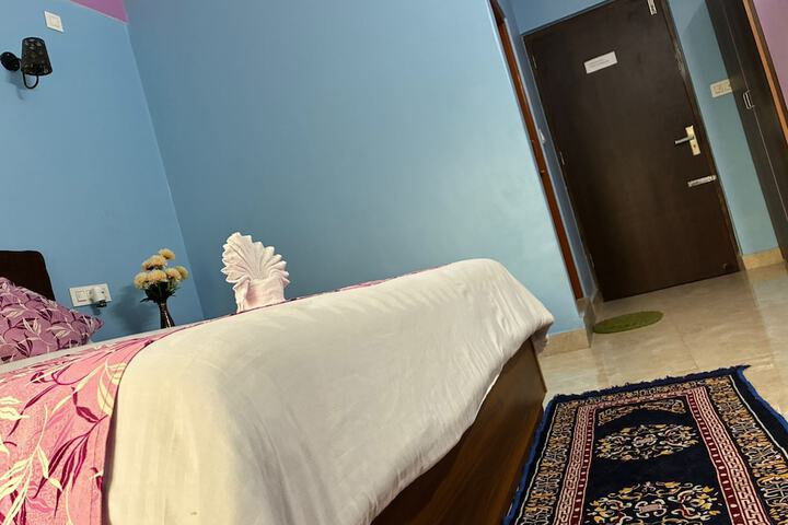 Room 16 of 79