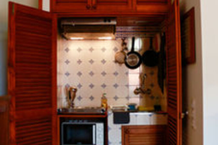 Room 30 of 33