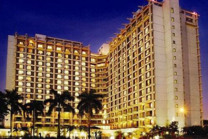 Hotel Entry